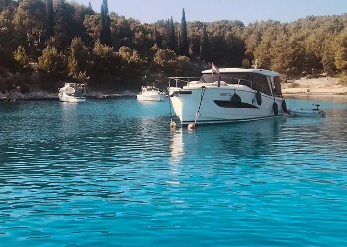 Silent Bay Lucice * Milna (Brac)